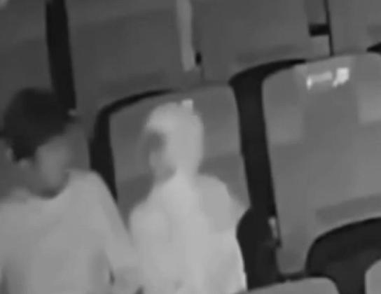 Viral Rekaman CCTV Pasangan Sejoli Lakukan Hal Tak Senonoh di Bioskop