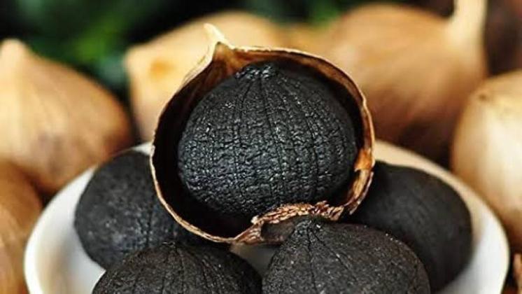 Manfaat Luar Biasa Black Garlic buat Turunkan Darah Tinggi, Bawang Putih Berwarna Hitam dengan Rasa Manis