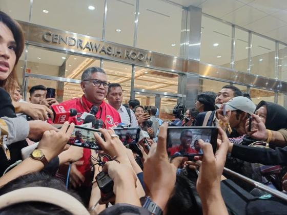 Hasto: Ada Upaya Pihak Tertentu Paksakan Pilkada Jakarta Dua Putaran