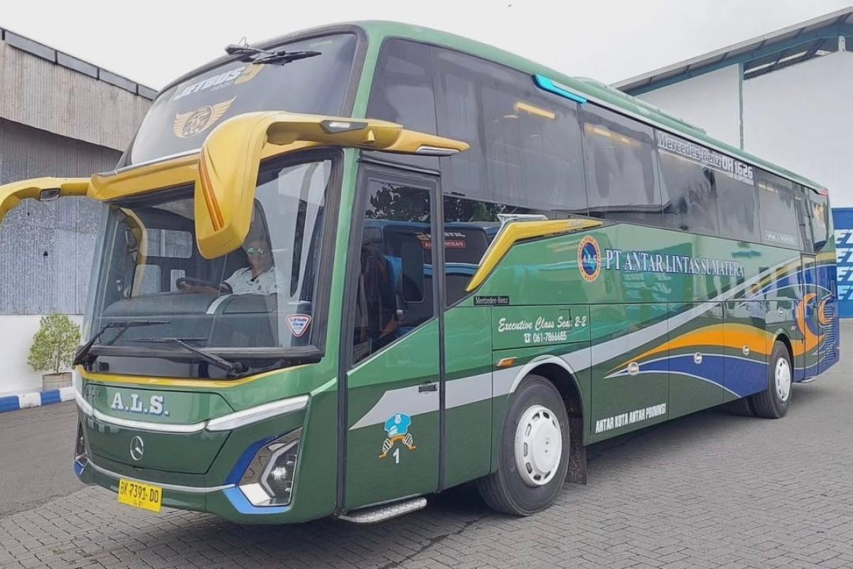 PO ALS Luncurkan JetBus 5 Perdana Menggunakan Mesin Mercedes Benz OH 1626