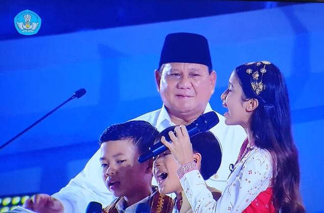 Saat Air Mata Prabowo Menetes di Hadapan Guru