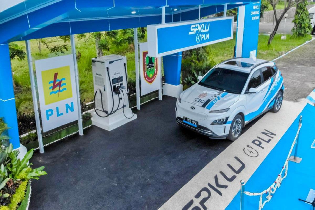 PLN Yakin Bisa Lampaui Target 3.000 SPKLU hingga Akhir Tahun