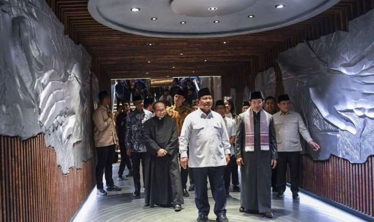 Prabowo Minta Maaf ke Jokowi Resmikan Terowongan Silaturahim: Enaknya Aja
