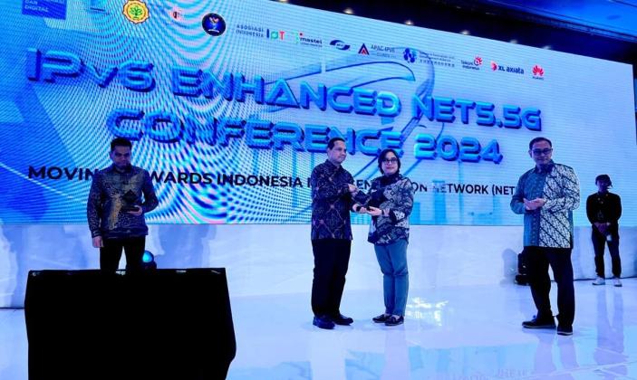 Telkom Raih Penghargaan KOMDIGI sebagai Implementator IPv6 Enhanced Fixed Broadband Terbaik 2024