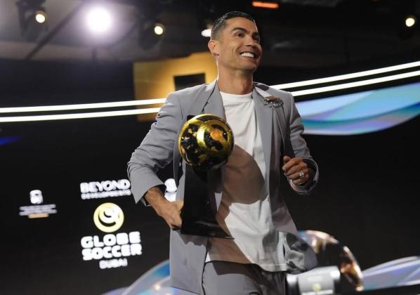 Cristiano Ronaldo Raih Dua Penghargaan Globe Soccer Awards 2024