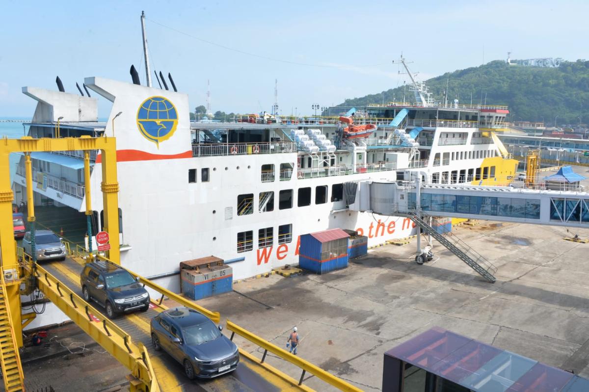 ASDP Layani 1,8 Juta Penumpang dan 456 Ribu Kendaraan di 4 Pelabuhan Utama Selama Periode Libur Nataru 2024/2025