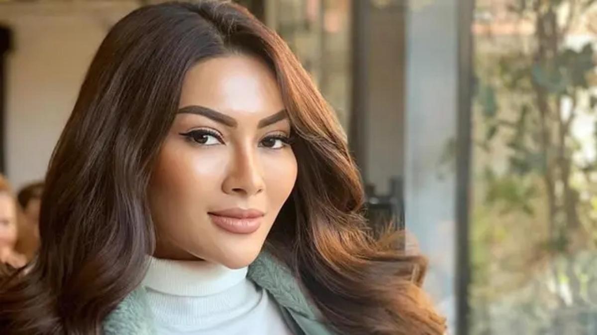 Artis Delia Yasmine Kecelakaan di Tol Jagorawi, Kondisinya Mengkhawatirkan