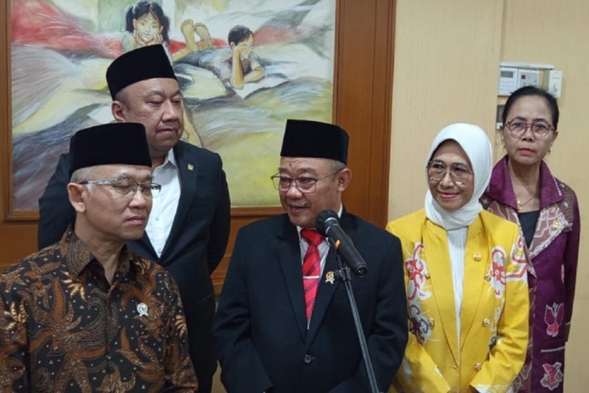 Mendikdasmen Sebut Makan Bergizi Gratis Dukung Program Sekolah Sehat
