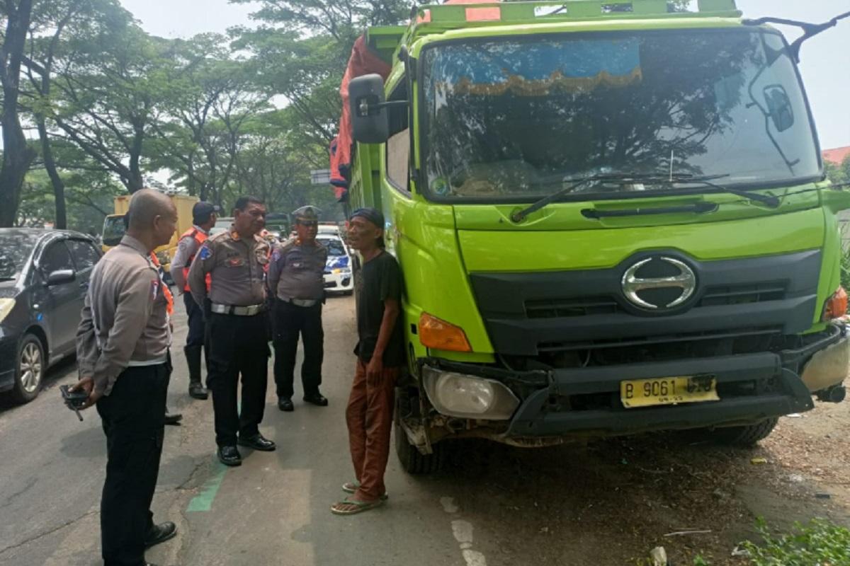 Langgar Jam Operasional, 20 Truk Tanah di Tangerang Ditilang