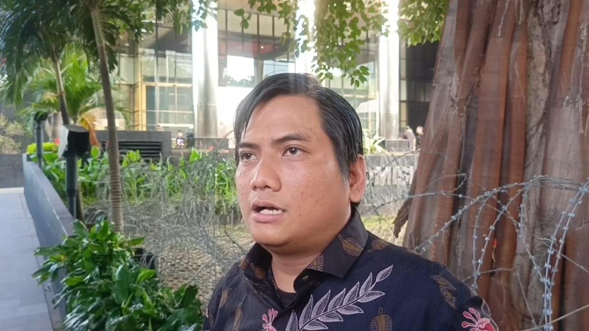 Skandal Suap PAW Harun Masiku: Hasto Kristiyanto Terlibat? Eks Penyidik KPK Ungkap Aliran Uang yang Mengguncang