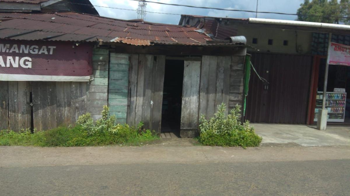 Srikandi PLN Wujudkan Rumah Impian Warga Desa Kuala Dua-Kalbar