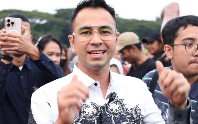 Klarifikasi Raffi Ahmad Terkait Mobil RI 36 yang Viral di Jalanan