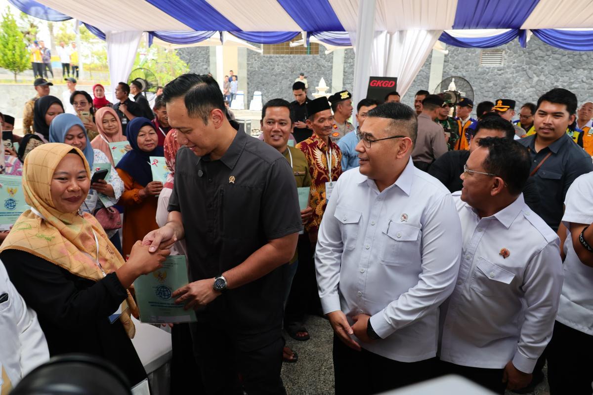 Wamen Ossy: Bentuk Tanggung Jawab Negara! Kita Percepat Sertipikasi Tanah Wakaf dan Rumah Ibadah 023402