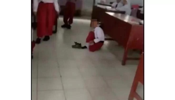 Viral! Siswa SD di Medan Dihukum Belajar di Lantai Karena Menunggak SPP, Kini Dapat Beasiswa hingga Lulus SMA