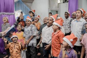 Momen Tak Terlupakan Berbagi Kasih Natal MIND ID Bersama Anak-Anak Panti Asuhan 121455