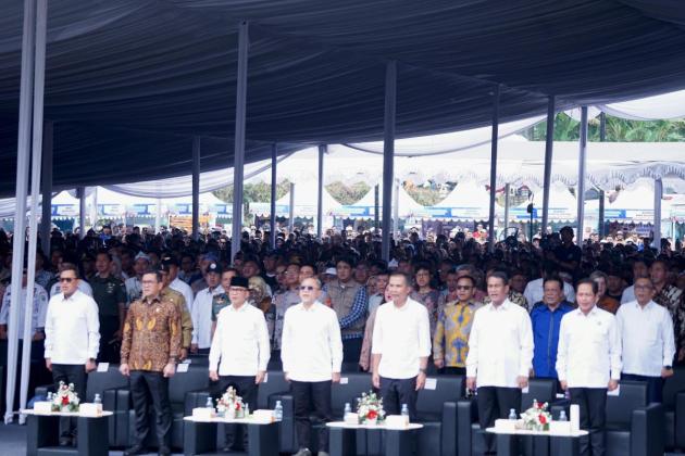 Kick Off Hari Desa, Mentan Amran Ajak Kades Seluruh Indonesia untuk Jaga Ketahanan Pangan