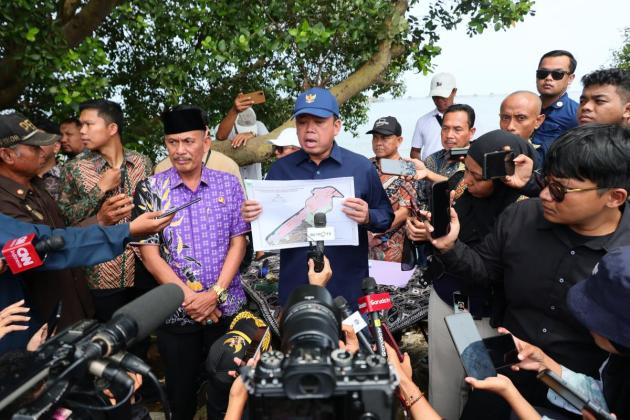 Jangan Tertipu Penetapan Tersangka Arsin Kades Kohod, Kasus Pagar Laut Masih Misteri