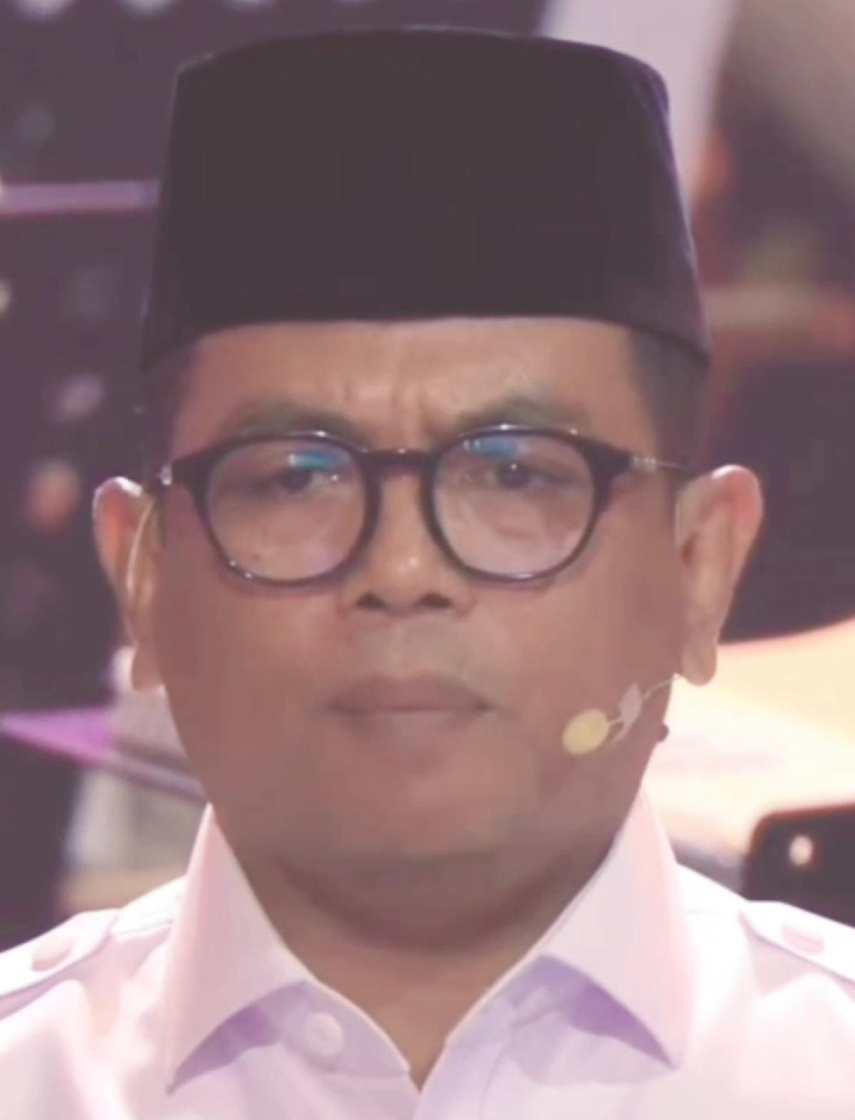 Penuh Semangat dan Suara Lantang, Gubernur Banten Terpilih  Andra Soni Baca UUD Tanpa Teks di HUT Gerindra ke 17