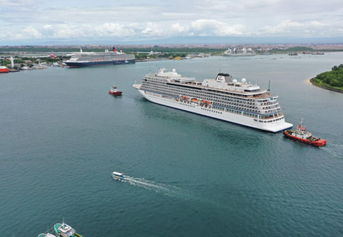 Catat Sejarah, Pelabuhan Benoa Berhasil Sandarkan 3 Cruise Secara Bersamaan