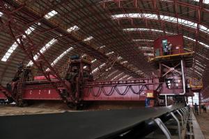 Tembus $7,7 Miliar MIND ID Perkuat Peran di Investasi Sektor Minerba  074240