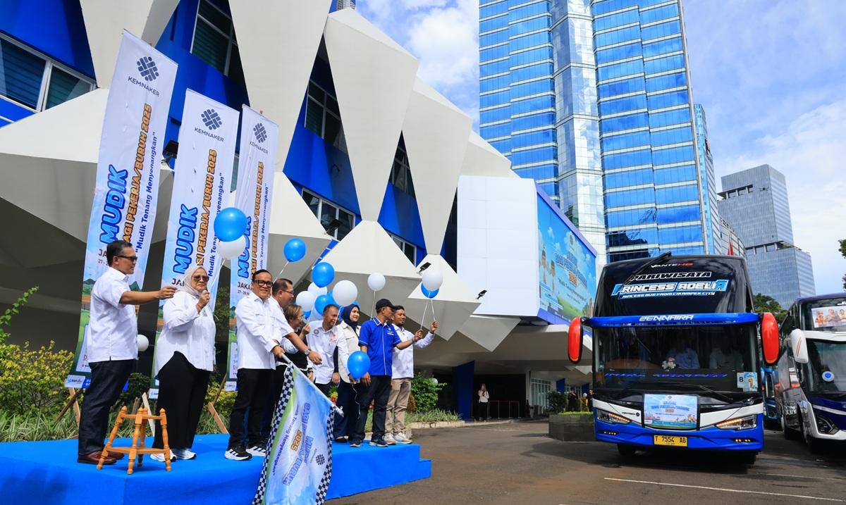 Lepas Mudik Gratis, Wamenaker Dorong Pekerja Jaga Semangat dan Produktivitas