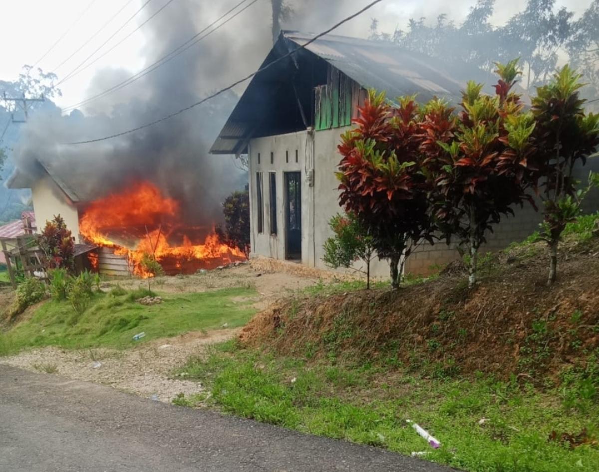 Kerusuhan Pecah di Maluku Tengah, 1 Polisi Tewas, 4 Luka Berat, Begini Kronologinya