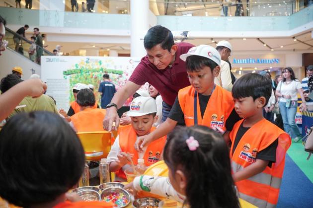 MIND ID Persiapkan Generasi Emas 2045 dengan Pendidikan Berkualitas