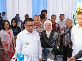 Gubernur Andra Soni Hadiri Launching Layanan Kemotherapy, di RSUD Banten! 121604