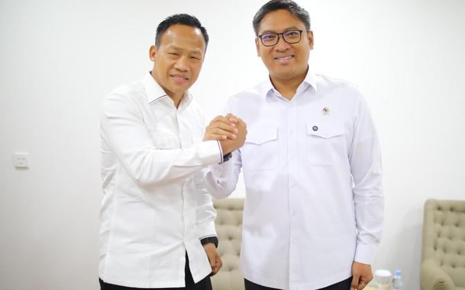 Petinju Dunia Daud Yordan Tantang Wamentan Sudaryono ke Kalbar, Ada Apa?