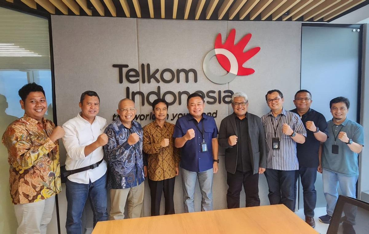 Kolaborasi Telkom dan UGM Kembangkan Inovasi Deteksi Gempa Guna Perkuat Mitigasi Bencana Nasional