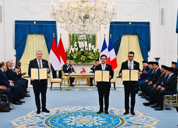 Disaksikan Presiden RI dan Prancis, PLN Dengan HDF Energy dan PT SMI Tegaskan Komitmen Akselerasi Pemanfaatan Hidrogen