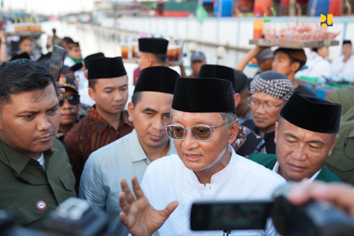 Istighosah Bersama Warga Demak, Kementerian PU Bergerak Cepat Atasi Banjir Rob