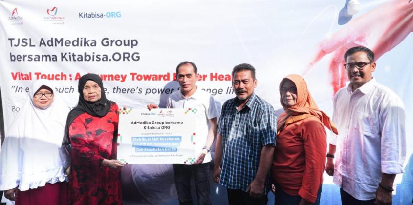 AdMedika Gandeng Kitabisa.org Beri Layanan Test Mini MCU bagi Warga Kampung Rambutan Bogor