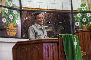 BTN Salurkan Bantuan TJSL Rumah Ibadah 014837