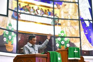 BTN Salurkan Bantuan TJSL Rumah Ibadah 015011