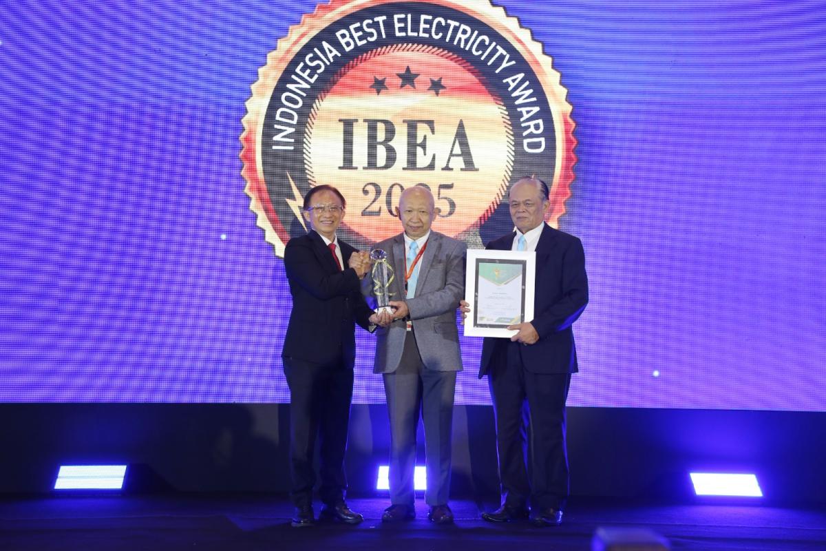 Akselerasi Transisi Energi PLN Peroleh Apresiasi pada Ajang IBEA 2025