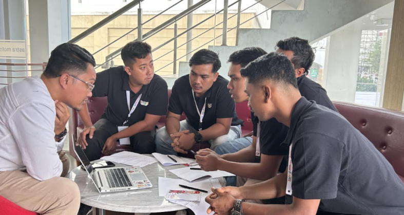 Dorong Ekonomi dan Lapangan Kerja Baru, Yayasan AHM Latih Puluhan UMKM Bengkel Sepeda Motor