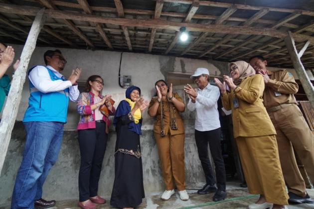Light Up The Dream, Program Donasi Pegawai PLN Nyalakan 33 Ribu Lebih Sambungan Listrik Gratis Bagi Keluarga Kurang Mampu