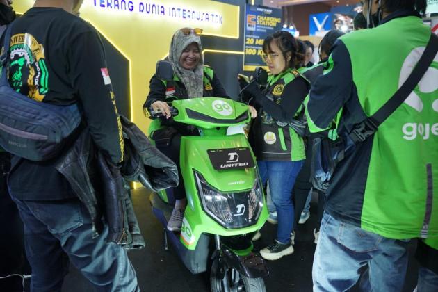 Sewa Motor Listrik Rp55 Ribu/Hari, Solusi Hemat untuk Pengemudi Ojol?