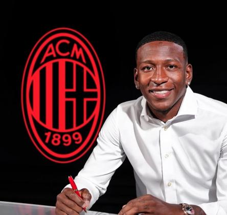 AC Milan Resmi Datangkan Pervis Estupinan dari Brighton & Hove Albion