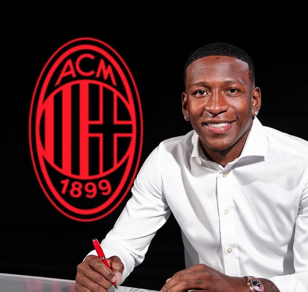 AC Milan Resmi Datangkan Pervis Estupinan dari Brighton & Hove Albion