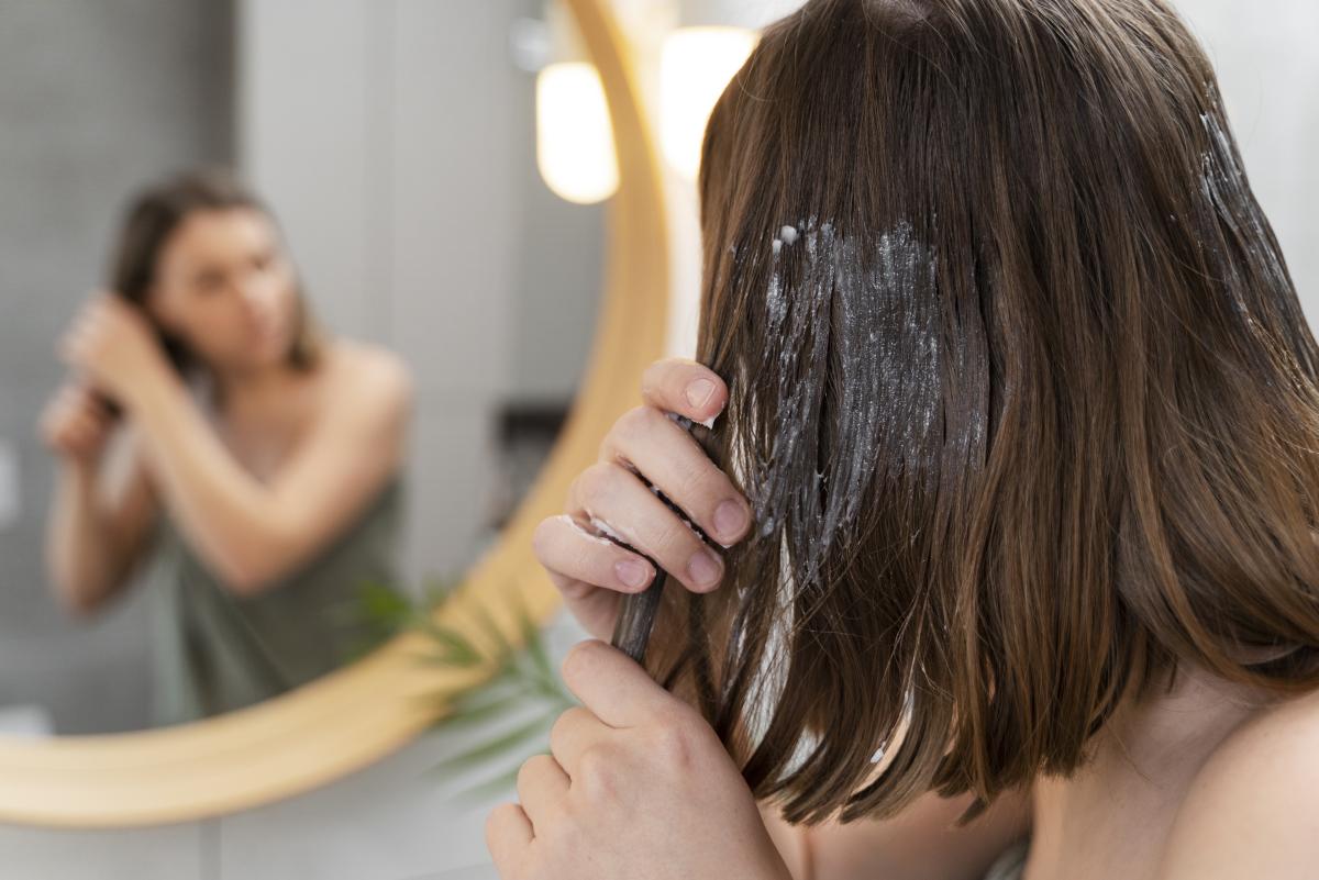 Inilah Manfaat Hair Mask yang Bisa Ubah Rambut Jadi Sehat, Lembut, dan Berkilau