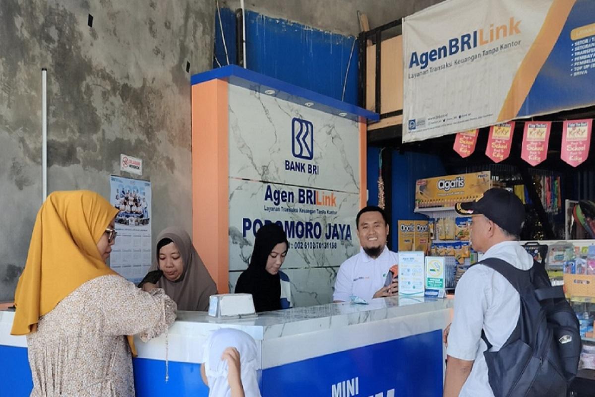 AgenBRILink Dekatkan Akses Layanan Keuangan bagi Petani di Kabupaten Gowa