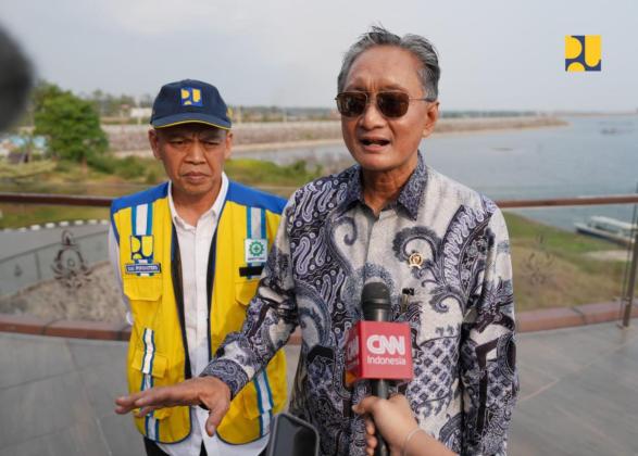 Dukung Ketahanan Pangan di Nganjuk, Menteri Dody Pastikan Suplai Air Irigasi Bendungan Semantok Stabil