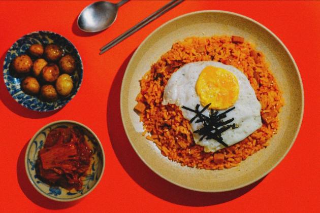 Rahasia di Balik Nasi Goreng, Hidangan Sederhana yang Mendunia