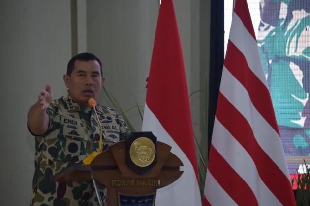 Pangkormar Berikan Pembekalan Kepada Perwira Remaja AAL Angkatan LXX