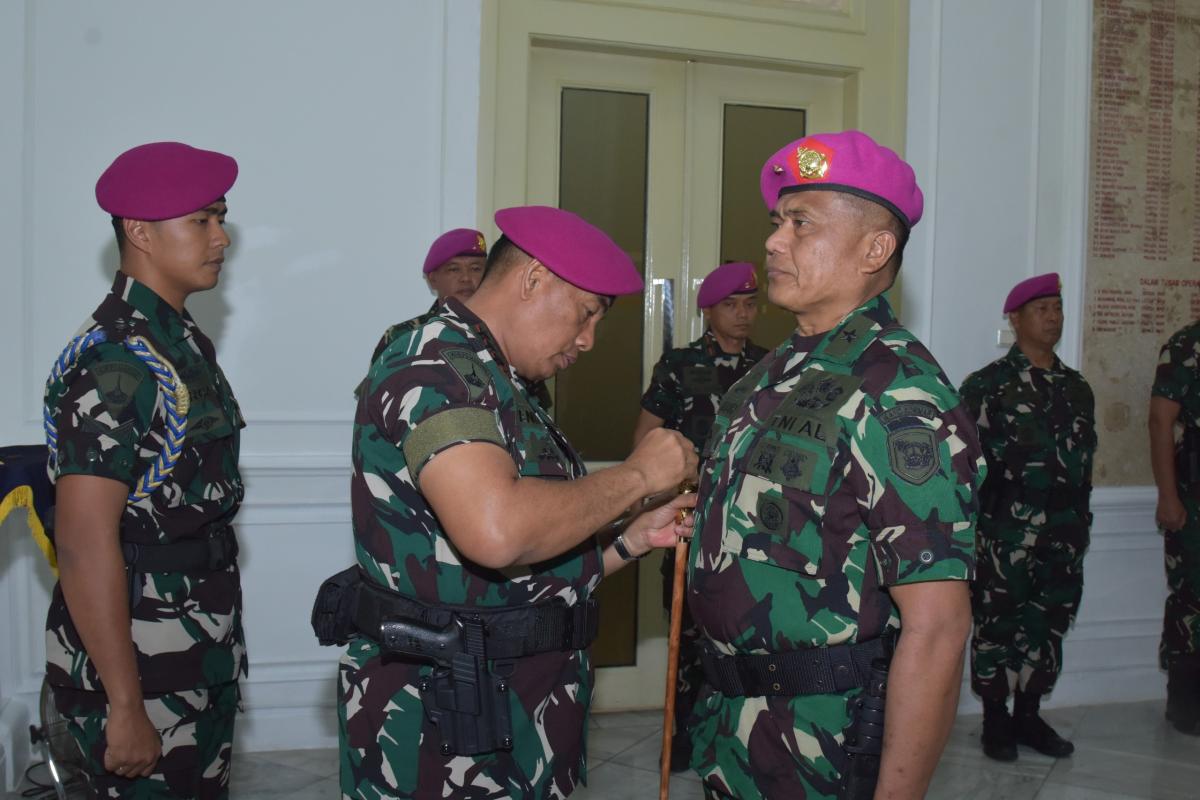 Pangkormar Kukuhkan Kepala Staf Korps Marinir