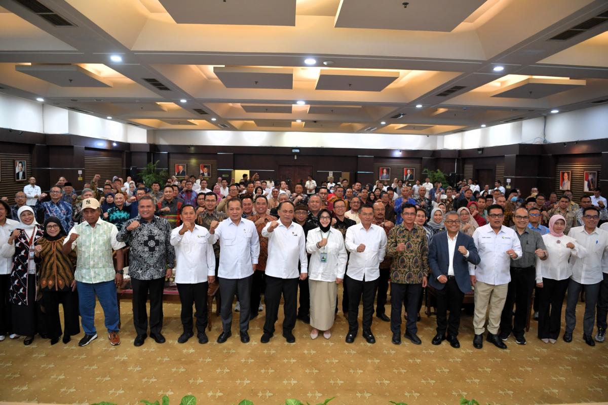 Teken MoU, Kemenkop dan Perguruan Tinggi Sinergi Majukan SDM Kopdes Merah Putih