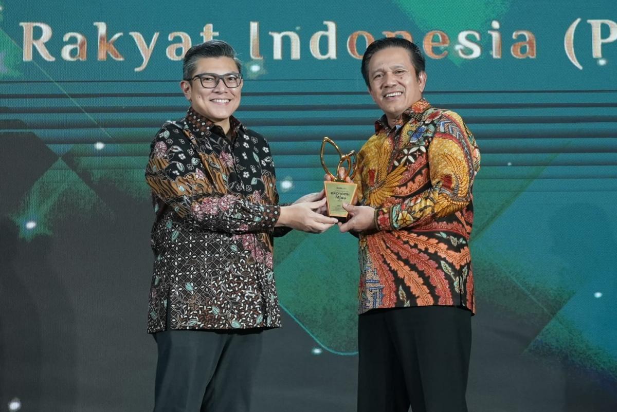 Konsisten Layani Keuangan Inklusif, BRI Peroleh Anugerah Ekonomi Hijau atas Pemberdayaan UMKM