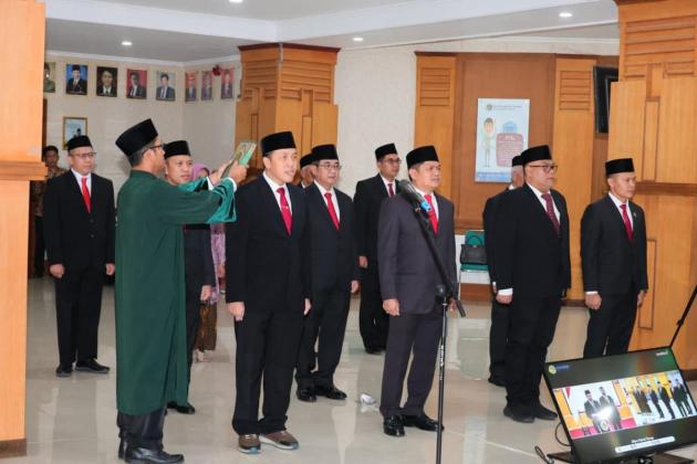 Lantik Pejabat Struktural, Menteri ATR/Kepala BPN: Layani Masyarakat dengan Hati, Bukan Transaksi